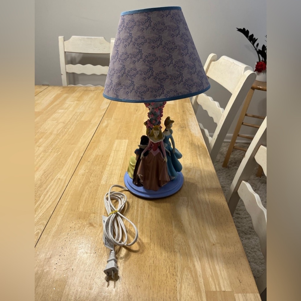 2001 Disney Princess ceramic lamp Aurora Snow White Cinderella and Belle